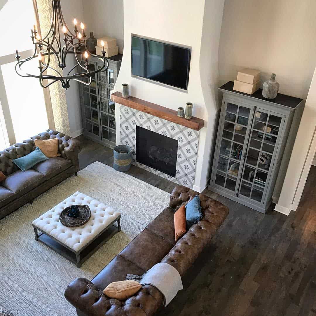 rustic living room brown sofa chandelier
