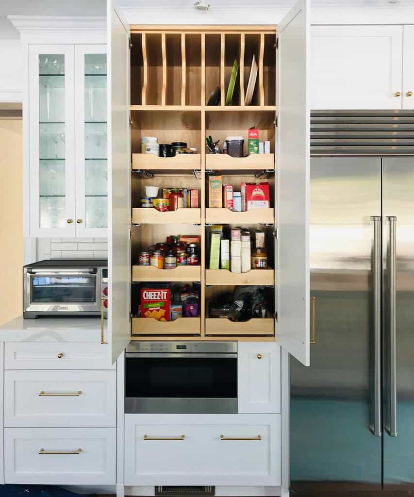 small pantry in middle of kitchen 