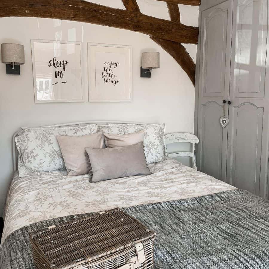 vintage bedroom with gray cabinet scones light 