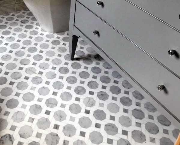 grey white pattern bathroom