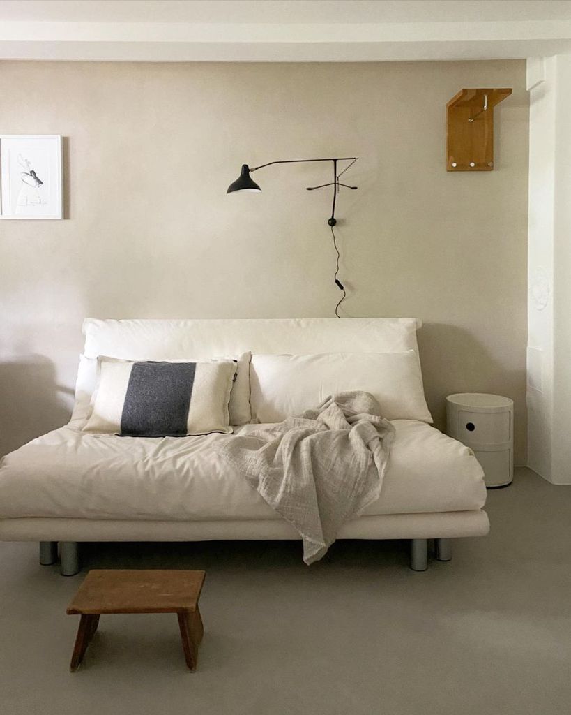 minimalist modern bedroom weird lamp