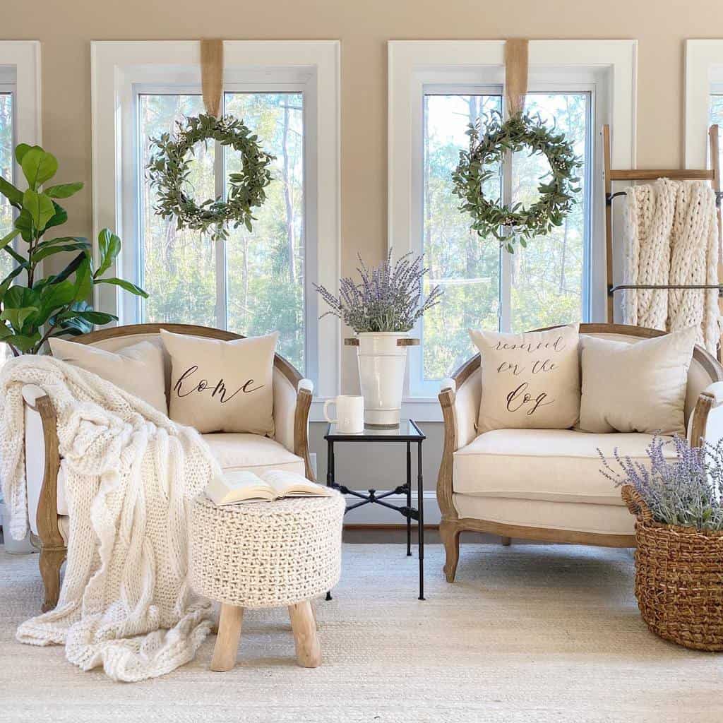 simple country sunroom 