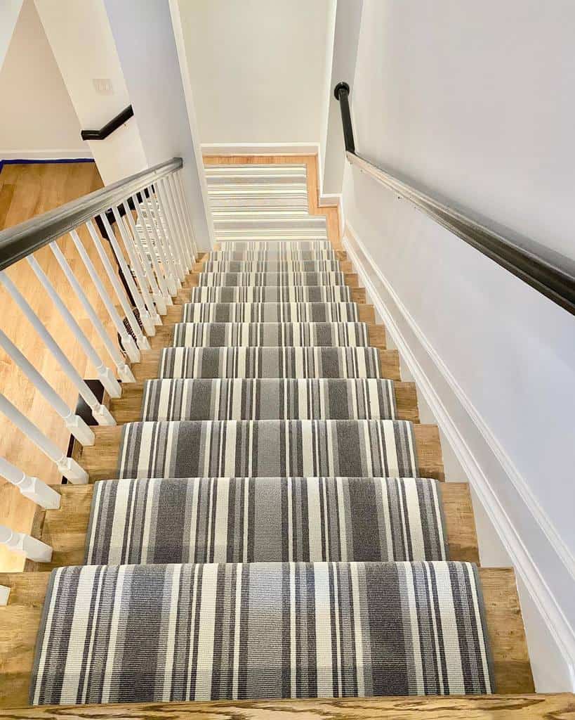 pattern striped stair runner 
