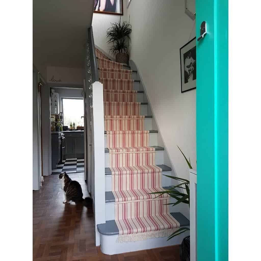 striped pattern stair runner