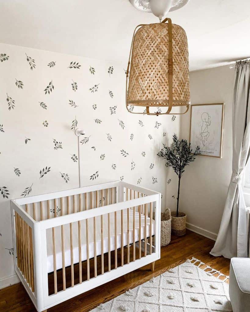 simple baby's room 